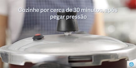 Panela de pressão tampada