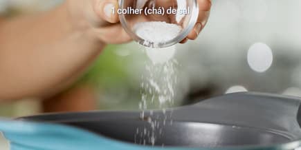 Dica 10 - Adicionar Sal - Molho Básico de Tomate