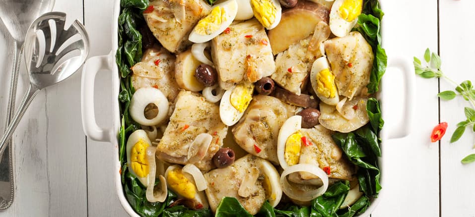 As Melhores Receitas para um Almoço de Natal Perfeito: Bacalhau ao Forno com Batata-doce e Couve