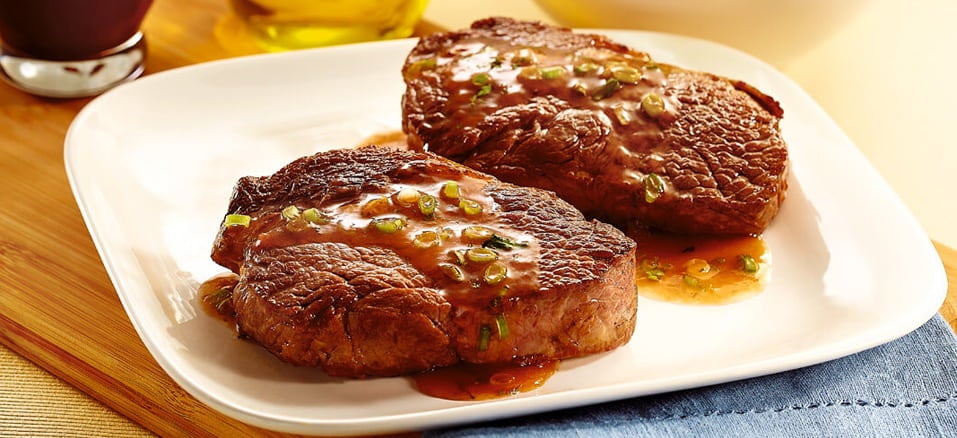 Filé ao molho de ervas Cortes de Carne Bovina: Filé ao molho de ervas