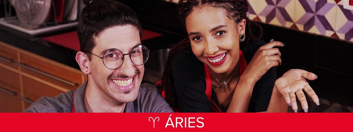 Áries e Bolo KitKat com Frutas Vermelhas Áries e Bolo KitKat com Frutas Vermelhas