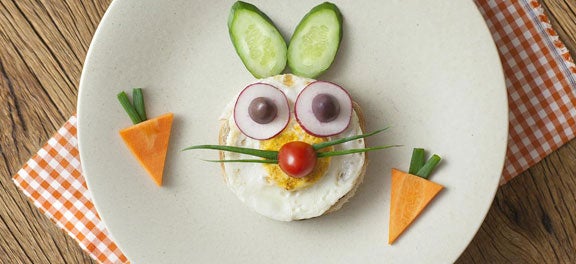 Frutas de Maio, Legumes e Verduras de Maio: Sanduíche Divertido com Ovo