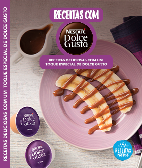 Recipe Imagem de um prato lilás com duas fatias de banana com caramelo e cápsulas de Dolce Gusto Card Image