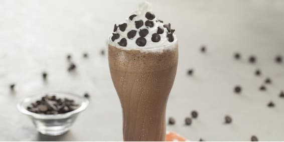 Receitas de Milk-shake: Milk-shake de Chocolate, milkshake com gotas de chocolate