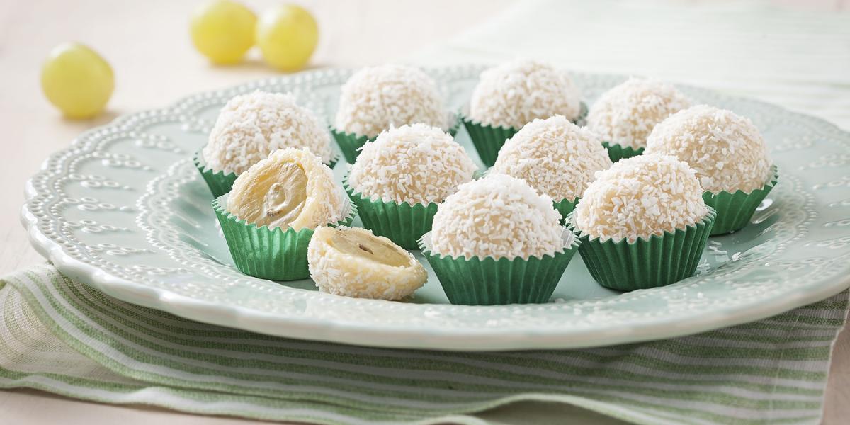 Receitas de beijinho: Beijinhos recheados com uva