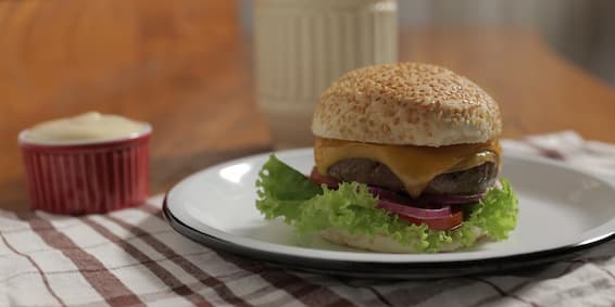 Receitas de hambúrguer caseiro: cheeseburguer