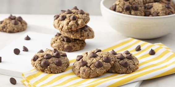 Receitas de cookie: cookies integrais de aveia com gotas de chocolate amargo garoto