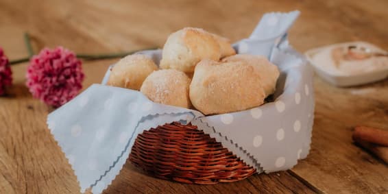 Receitas de Bolinho: bolinho de chuva na airfryer