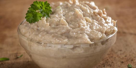 Para o lanche: aprenda a fazer uma pasta de gorgonzola com damasco