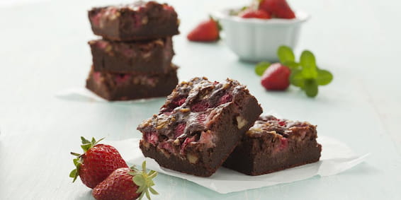 Receitas de brownie: Brownie de Cacau e Frutas Vermelhas Molico