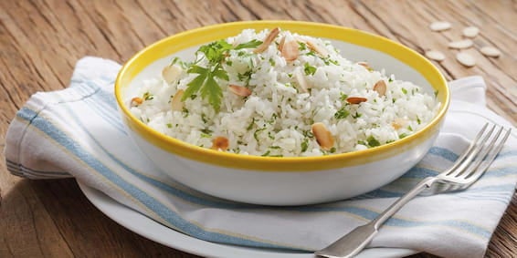 Comidas de Natal: Arroz com Champanhe e Amêndoas