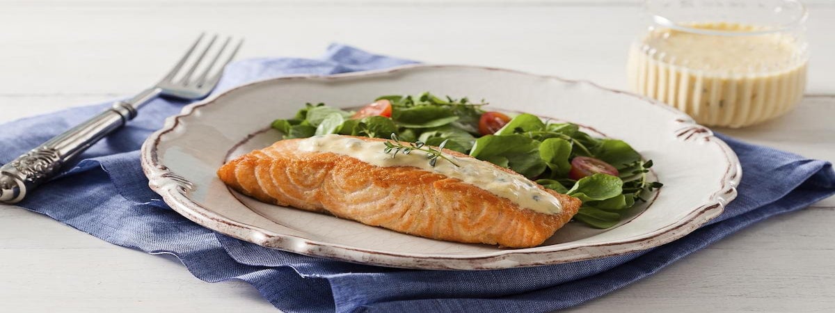 Salmão ao Molho de Maracujá Salmão ao Molho de Maracujá