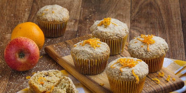 Lanchinhos com Farinha Láctea Nestlé: Muffin de Farinha Láctea, Maçã e Laranja