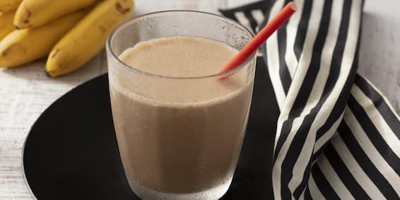 Bebida Cremosa de Banana e Amendoim