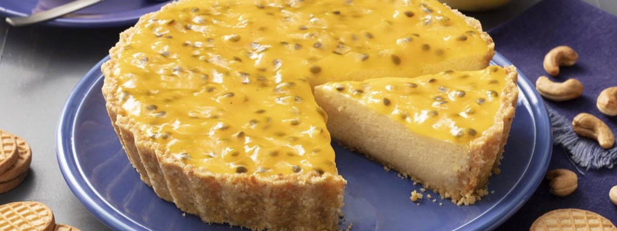 Torta Mousse de Maracujá com Biscoito São Luiz Torta Mousse de Maracujá com Biscoito São Luiz