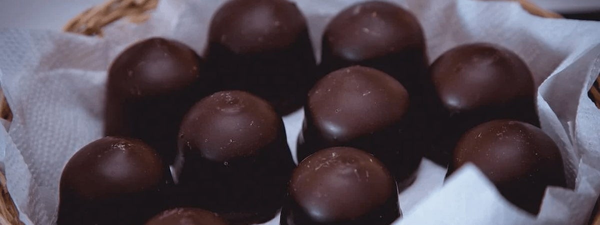 Chocolates em uma cesta
