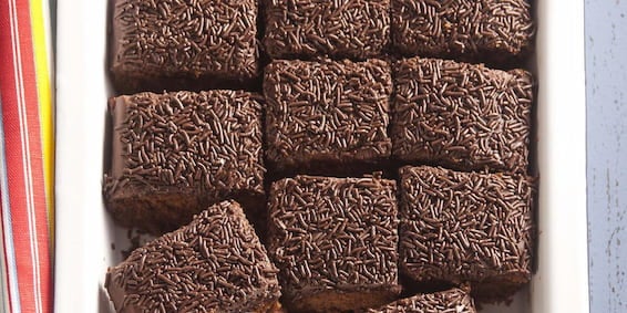 Bolo Nescau de Cenoura com Brigadeiro