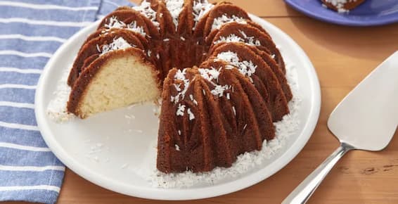 Bolo de Iogurte e Coco