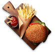 Uma tábua retangular com hambúrguer, batatas fritas e ketchup. 