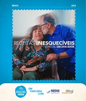 Imagem de uma senhora sentada e seu filho dando um beijo na cabeça com o título Receitas Inesquecíveis especial dia dos avós