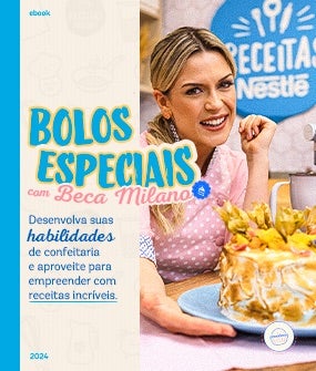 Imagem com cores da paleta Nestlé, com a Beca Milano apoiada na bancada mostrando um bolo finalizado com merengue maçaricado.