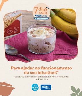 Recipe Copo com mingau de aveia, banana e aveia ao fundo, com chamada "7 Dias com Nestlé Aveia: Por hábitos mais saudáveis"  Card Image