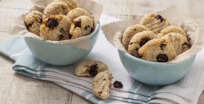 Biscoitinho de banana e coco sem açúcar, glúten e lactose