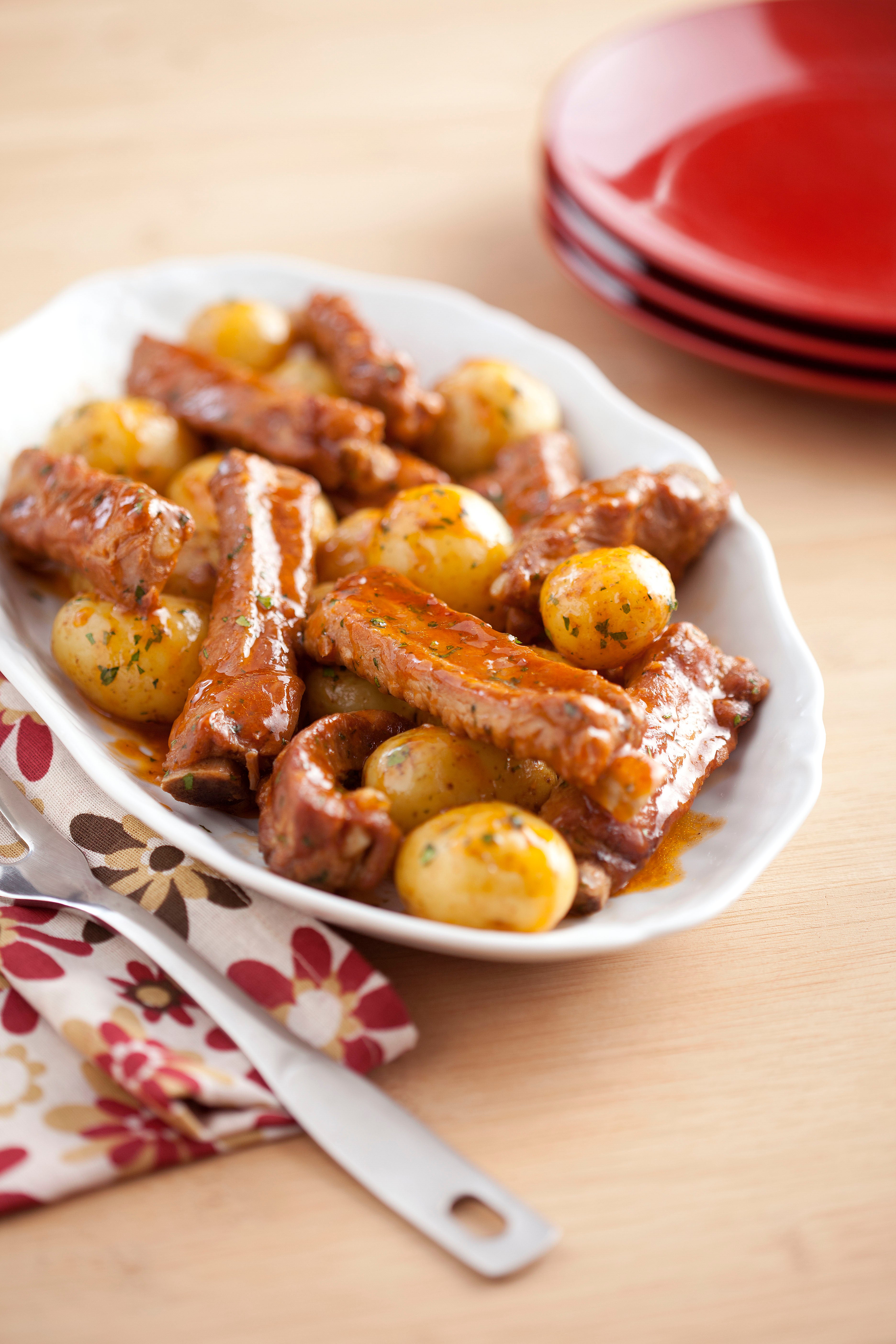 Costelinha de porco com batatas