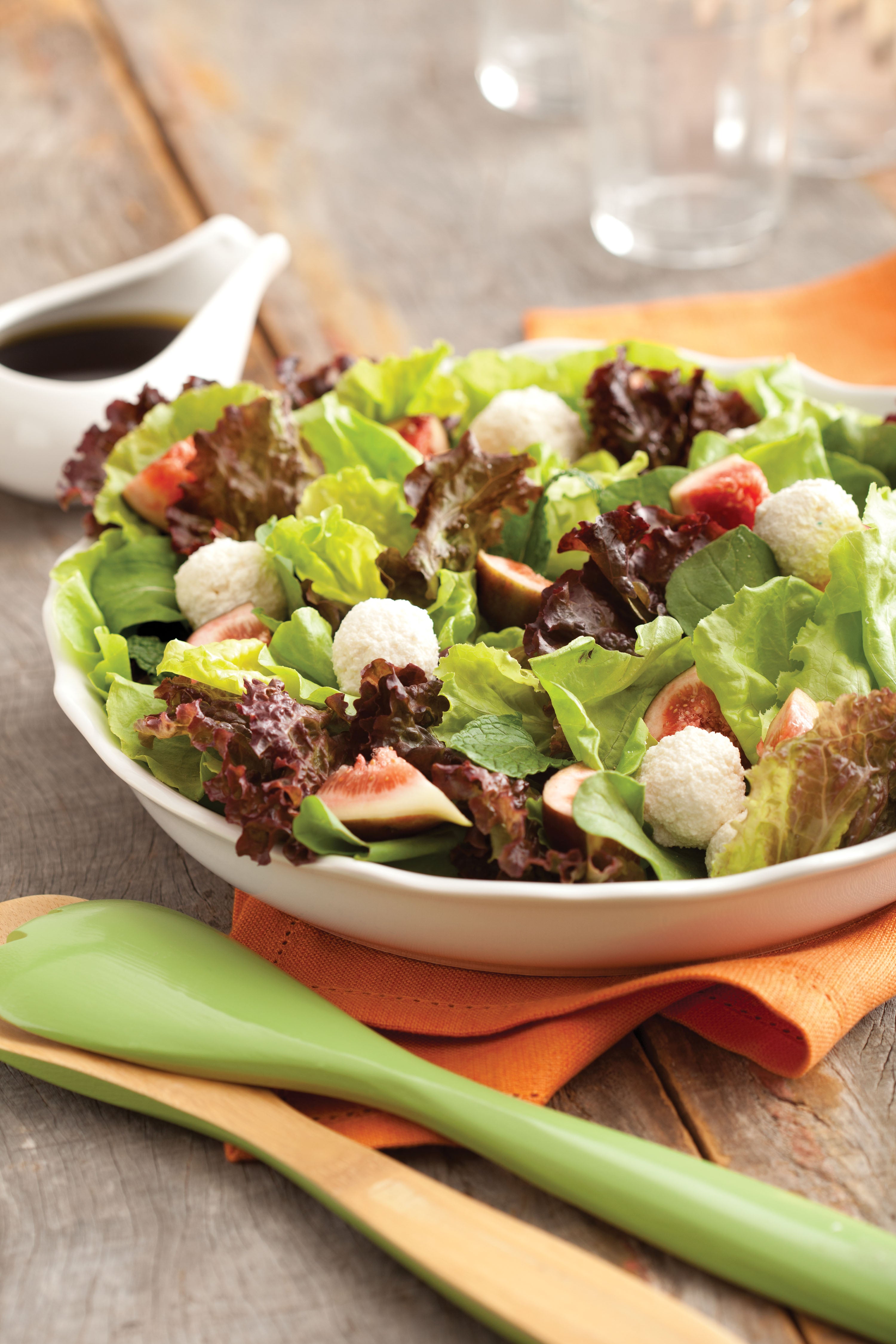 Salada com Figo e Bolinhas de Ricota