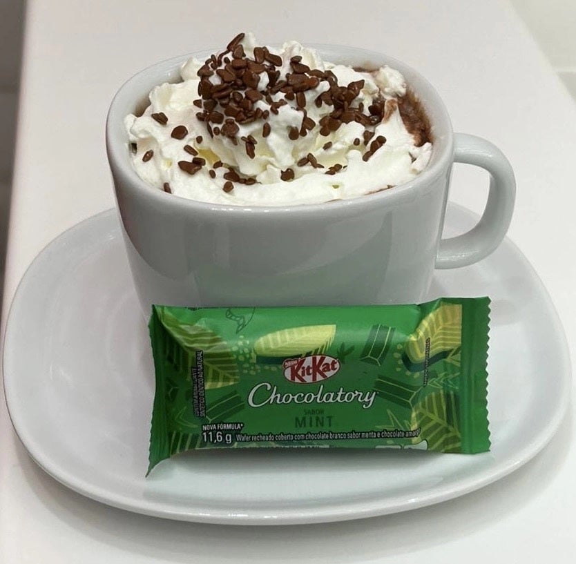 Receita de Hot Chocolate KitKat | Receitas Nestlé