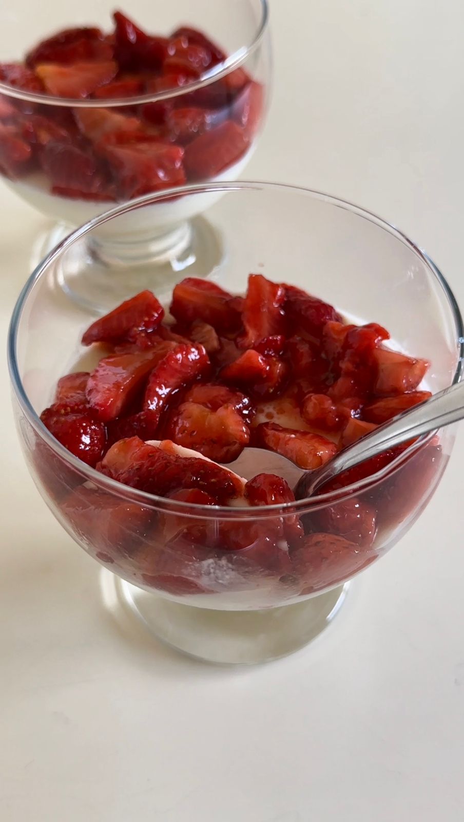 Receita de Panna Cotta de Morango com Vinagre Balsâmico
