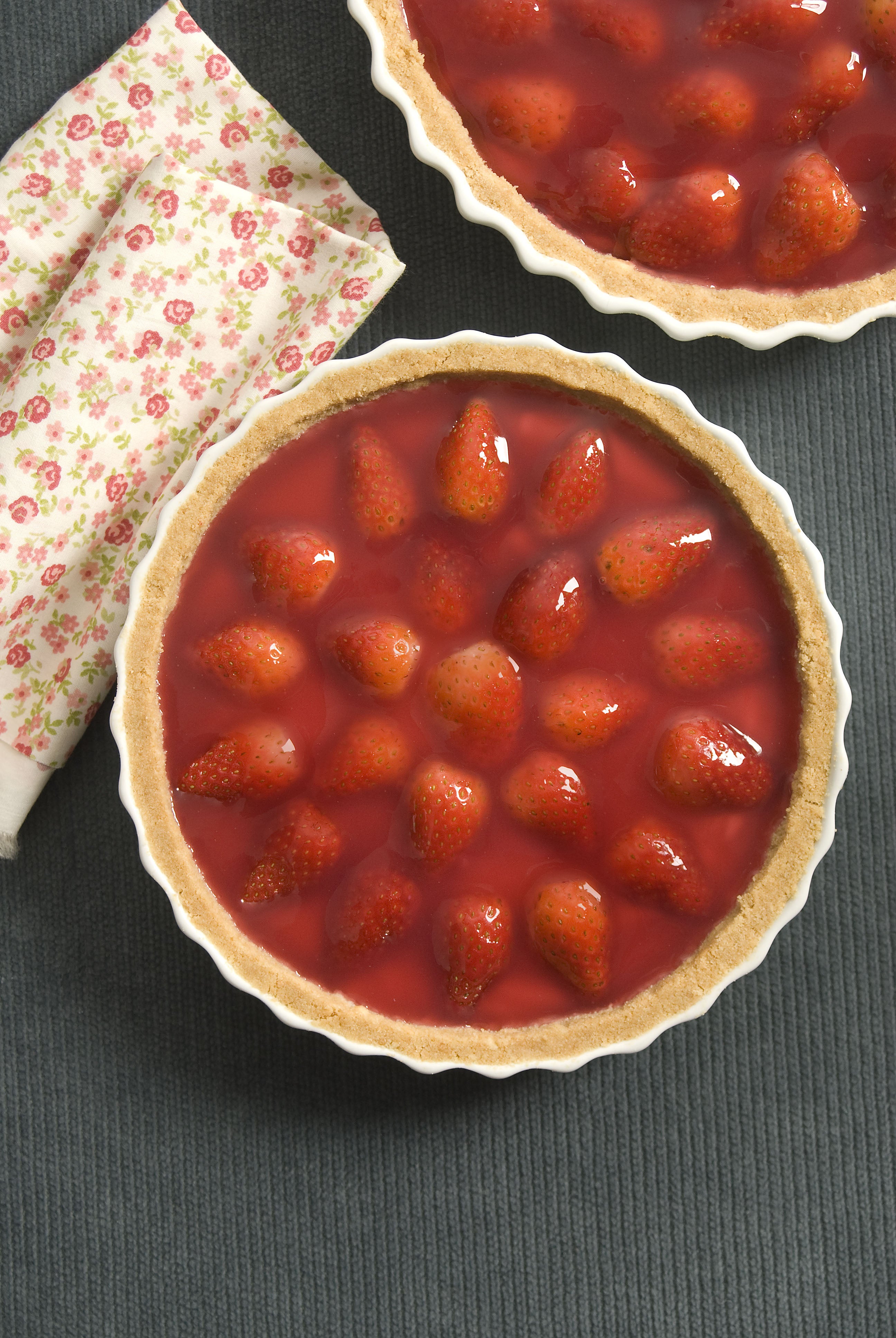 Torta Espelhada de Morango Tradicional