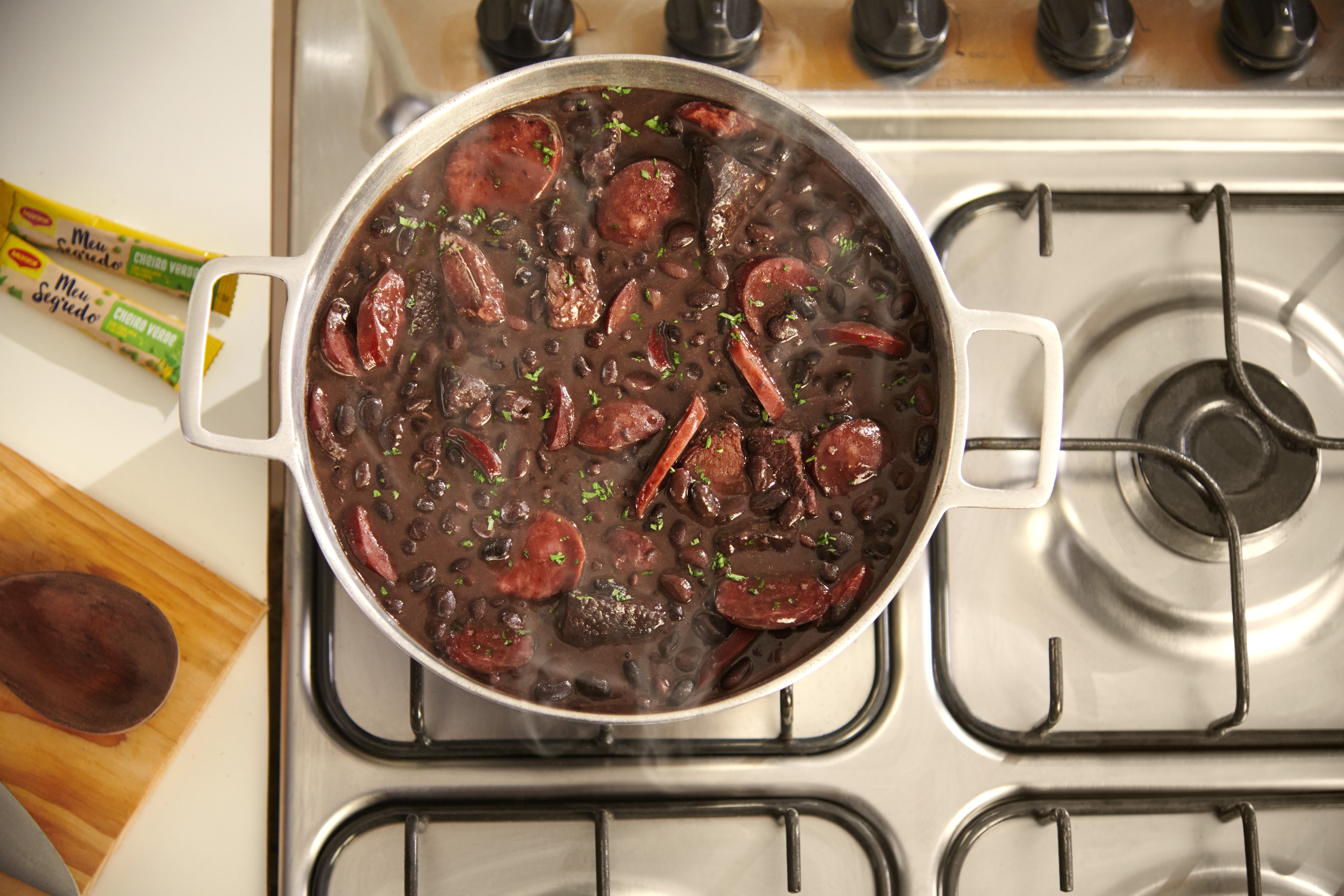 Feijoada da Rosa com Maggi Meu Segredo