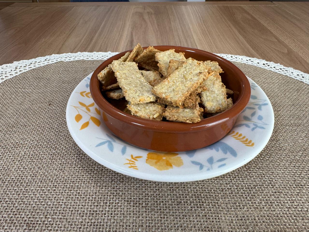 Receita de Biscoitinho Crocante de Aveia com Queijo