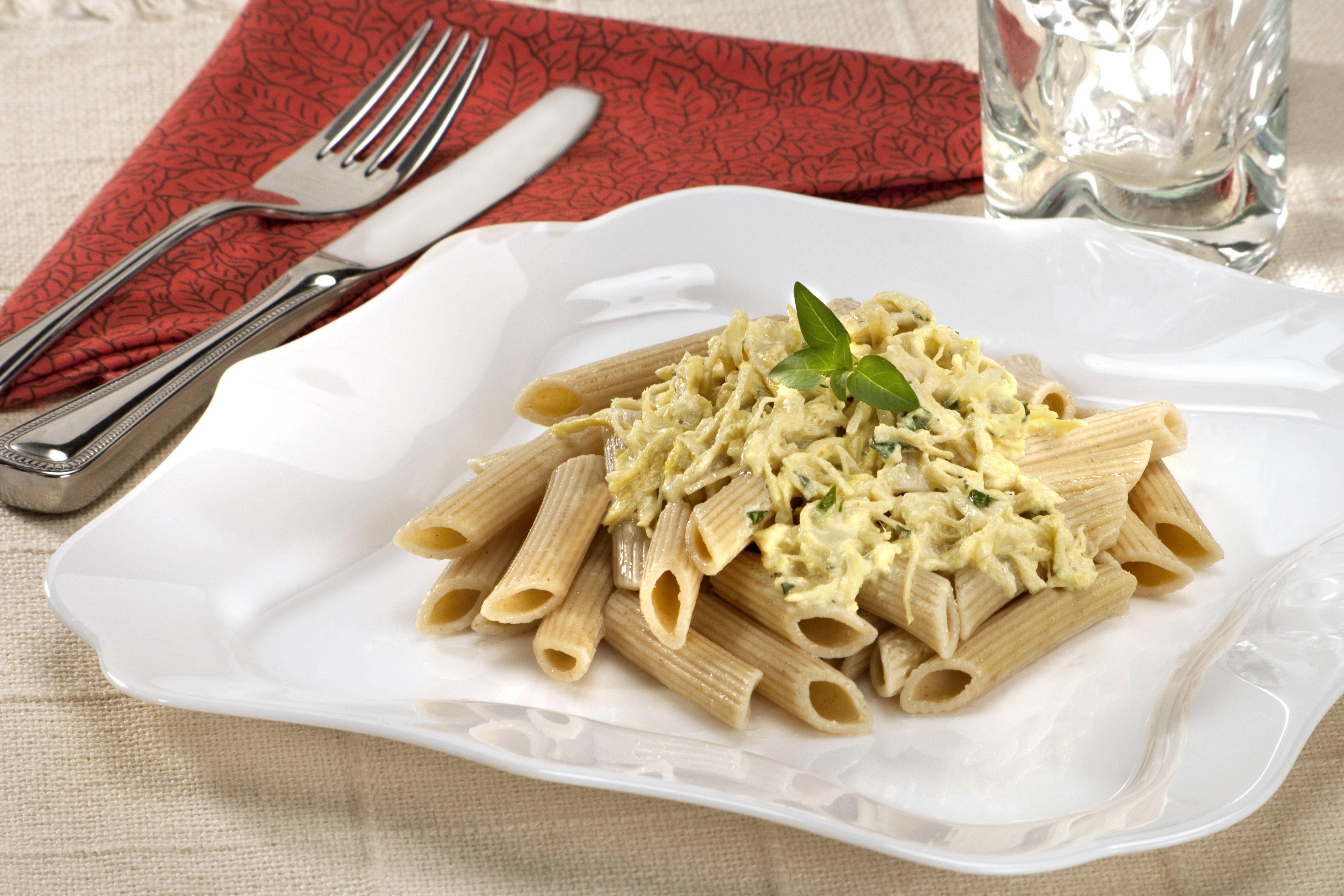 Macarrão Integral com Molho de Iogurte, Frango e Curry