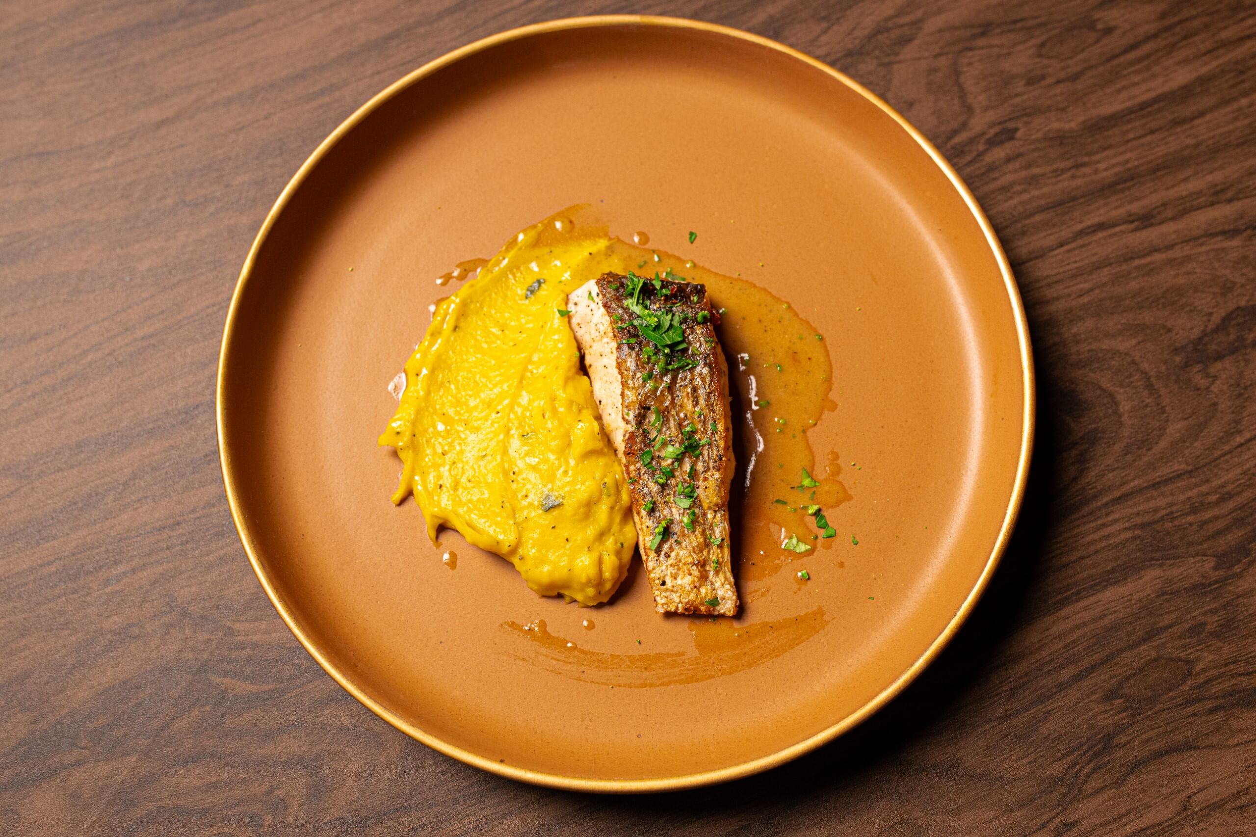 Receita de Robalo com Azeite de Ervas e Purê de Abóbora