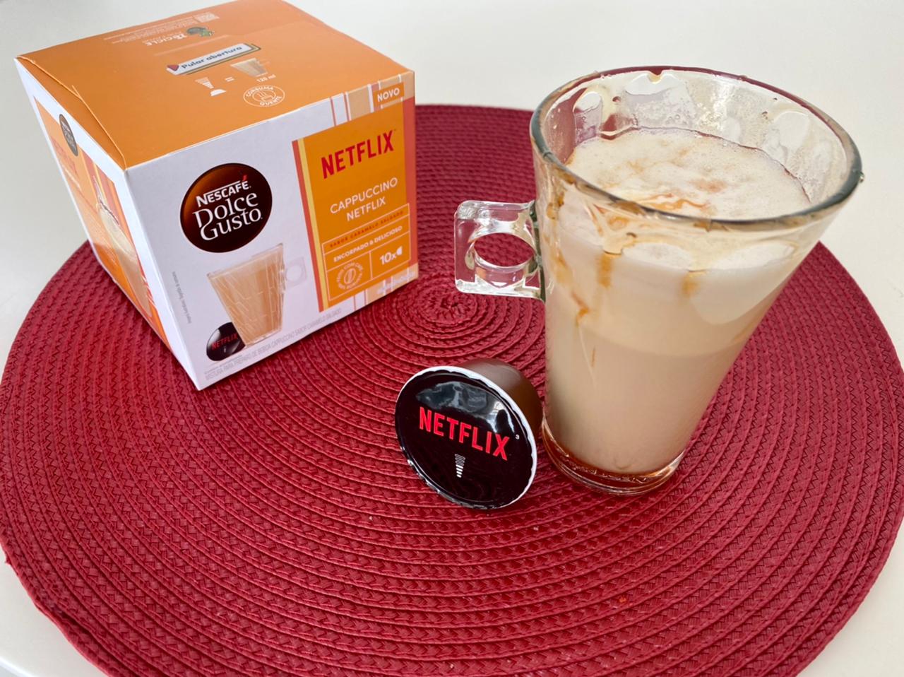 Receita de Bebida Quente de Caramelo Salgado com Sorvete de Creme