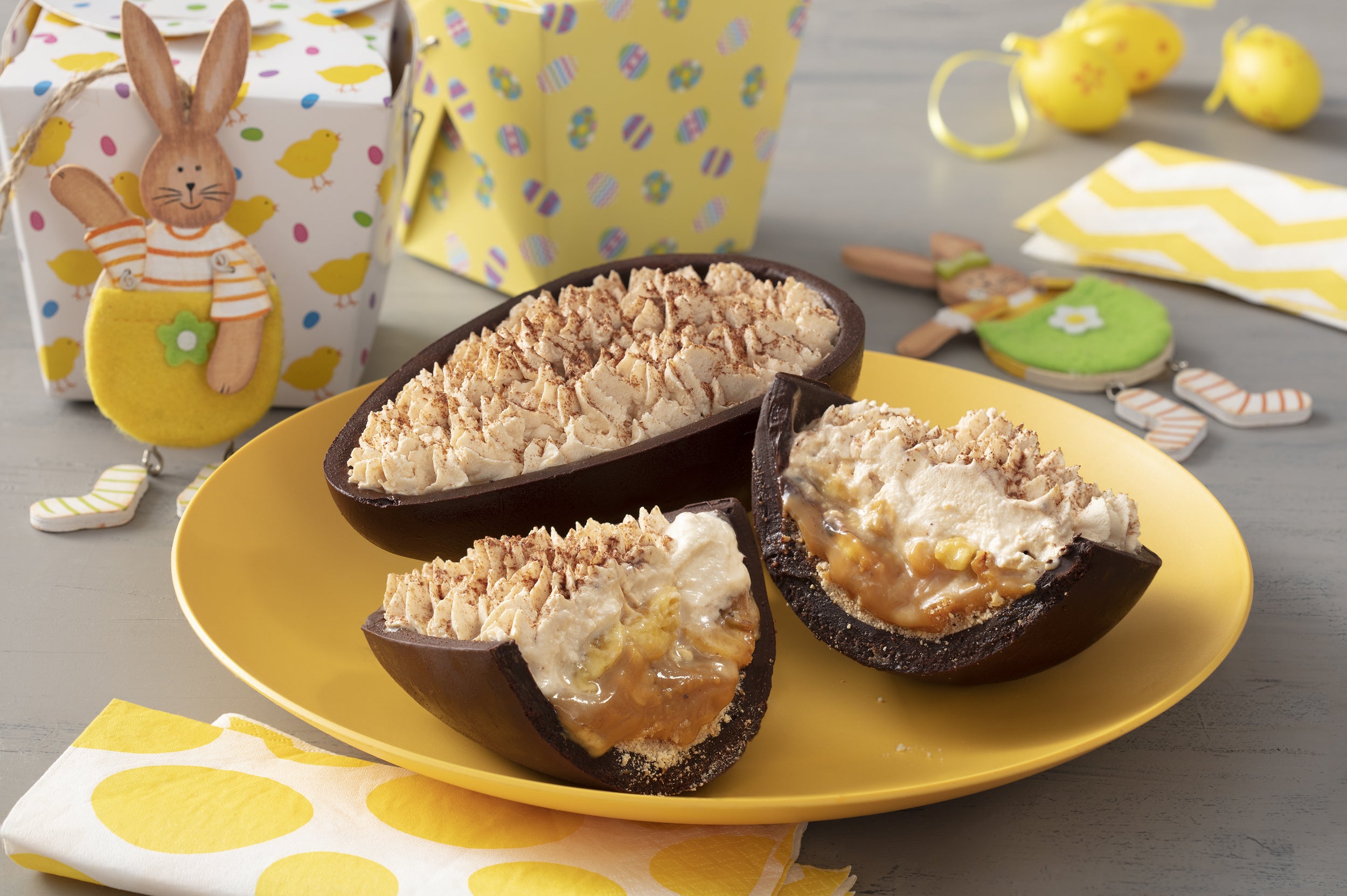 Ovo Recheado de Banoffee