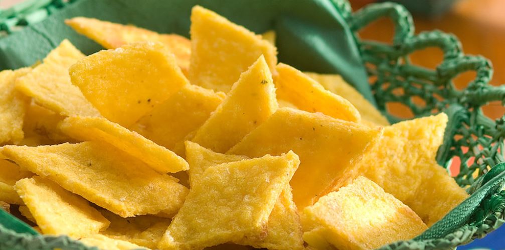 Crocantinhos de Fubá e Queijo