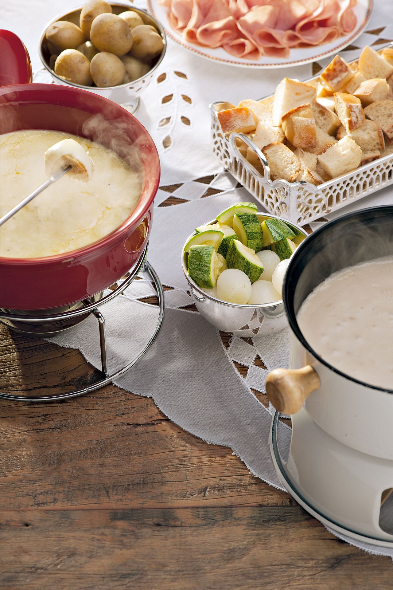 Fondue de Queijo Cremoso: Receita Fácil e Tradicional