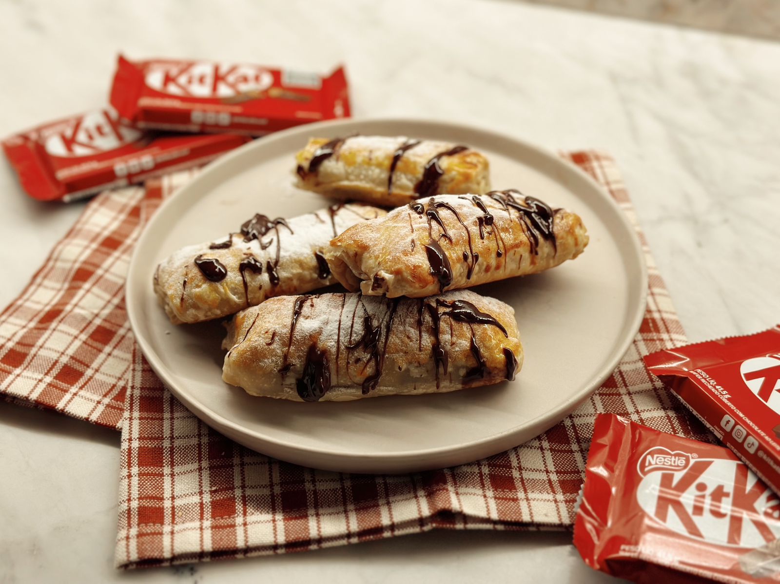 Receita de Folhado de KITKAT