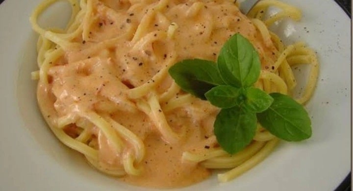 Macarrão Simples ao Molho Rosé