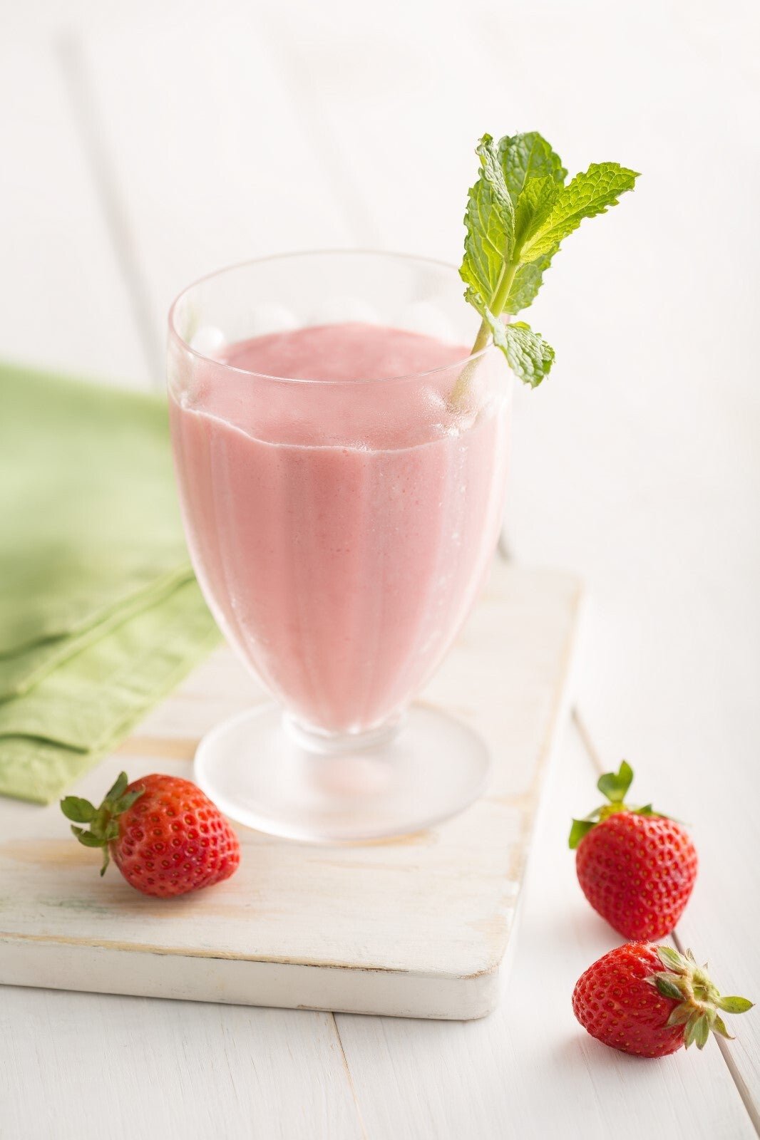 Receita de Smoothie de Morango com ThickenUp Clear