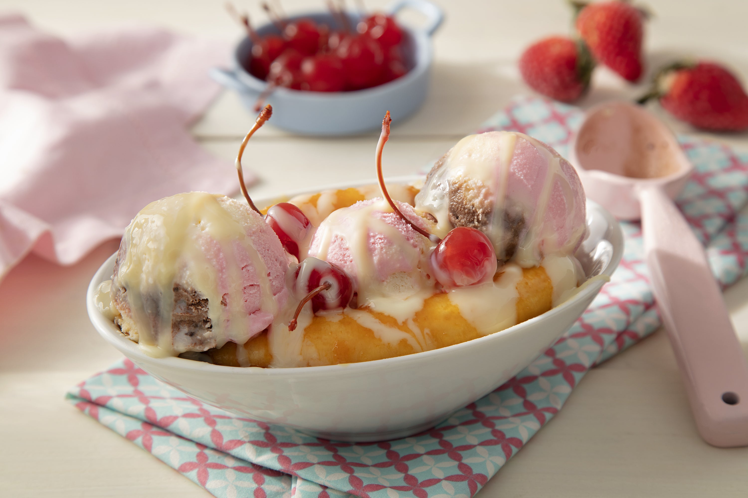 Banana Split Caramelada com Moça Topping Receitas Nestlé