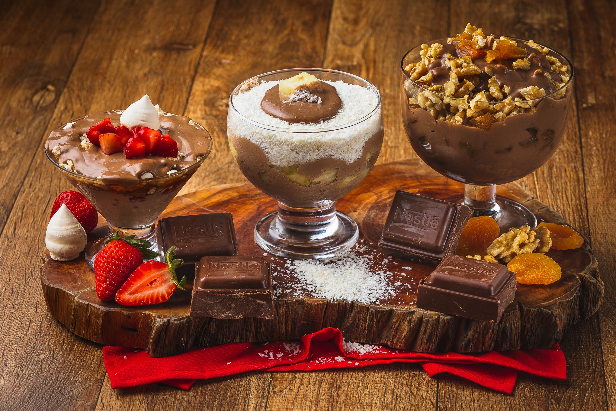 Taças Cremosas de Chocolate