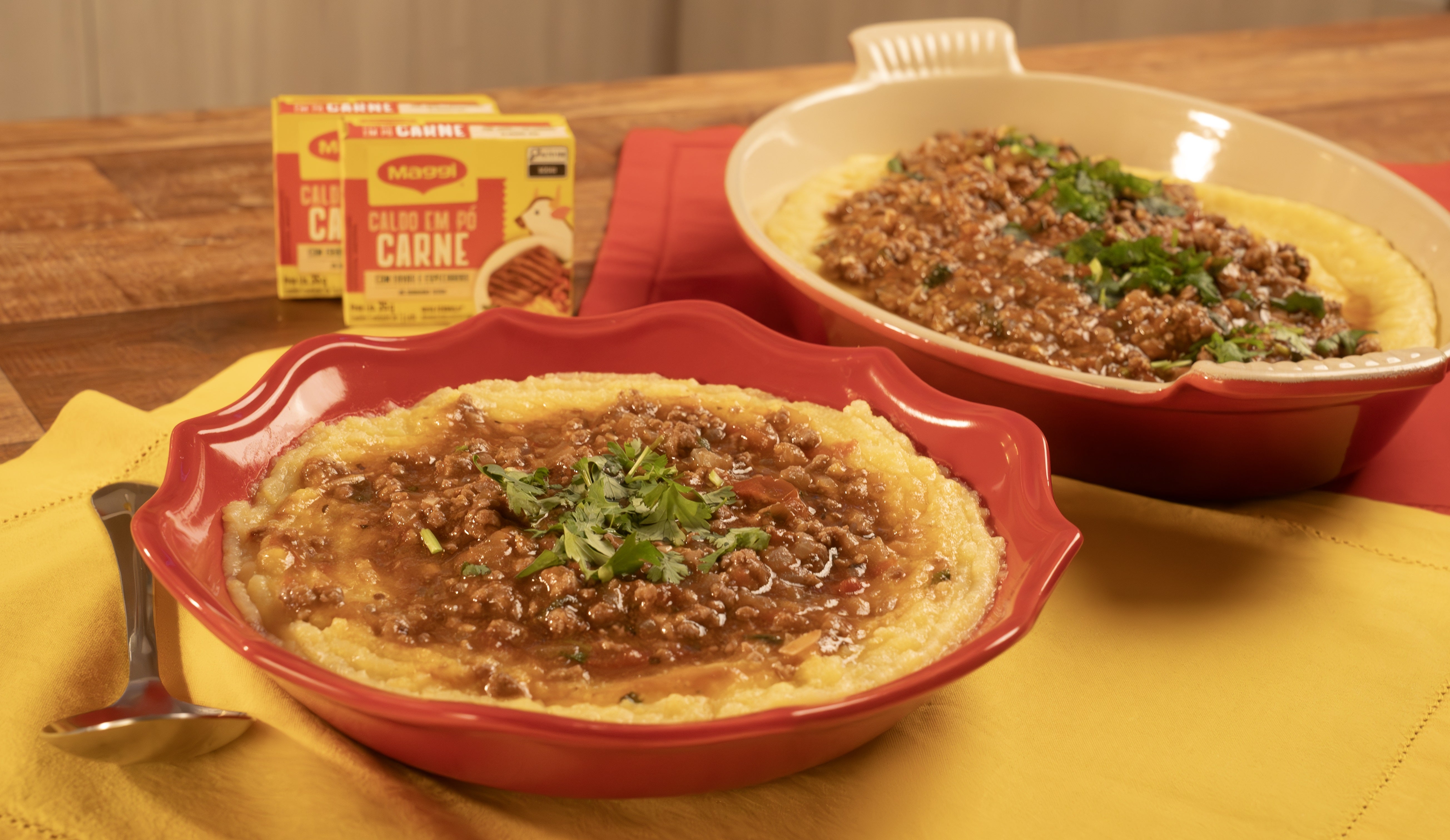 Receita de Polenta Cremosa com Carne Moída