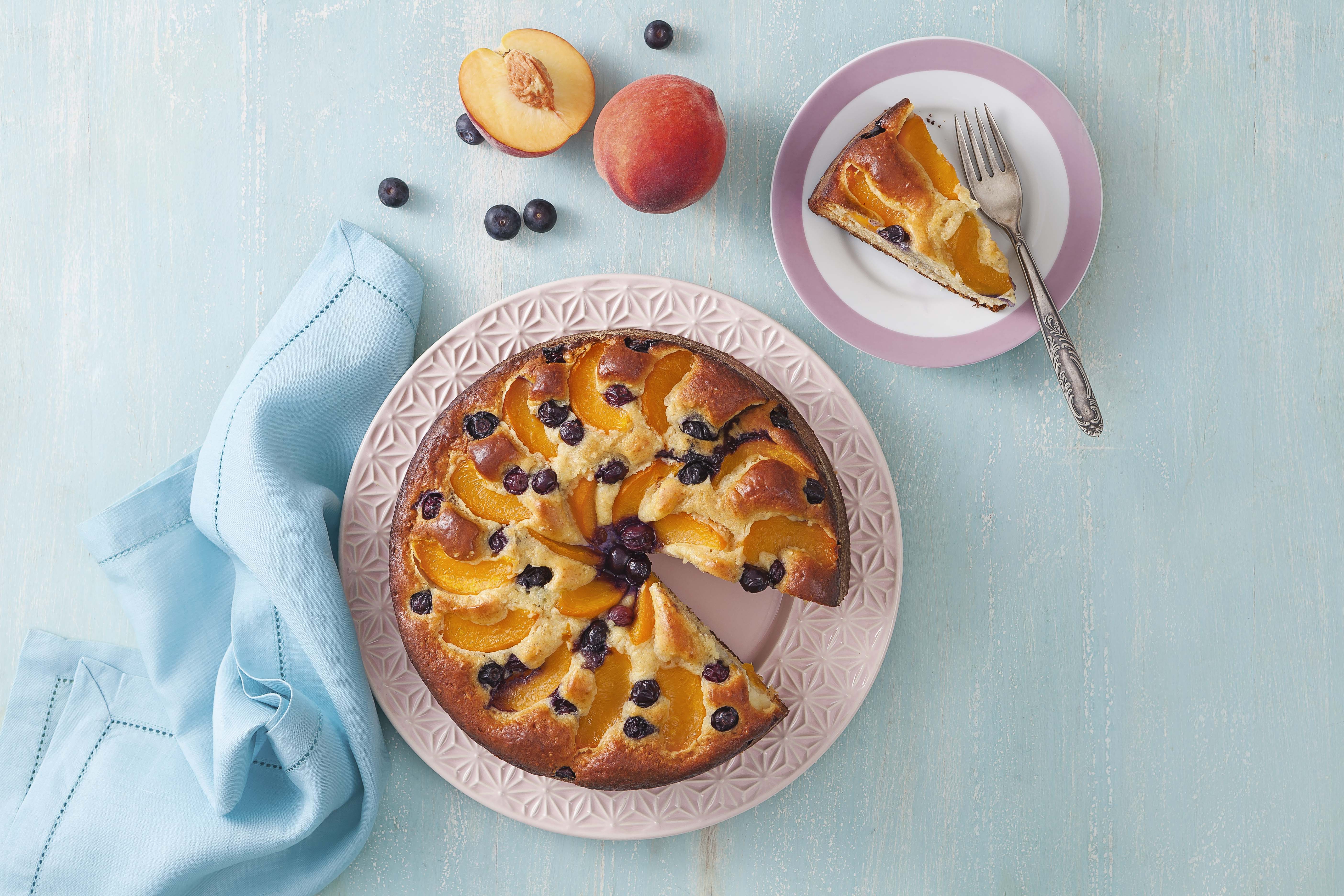 Bolo de Pêssego com Mirtilo (Blueberry)