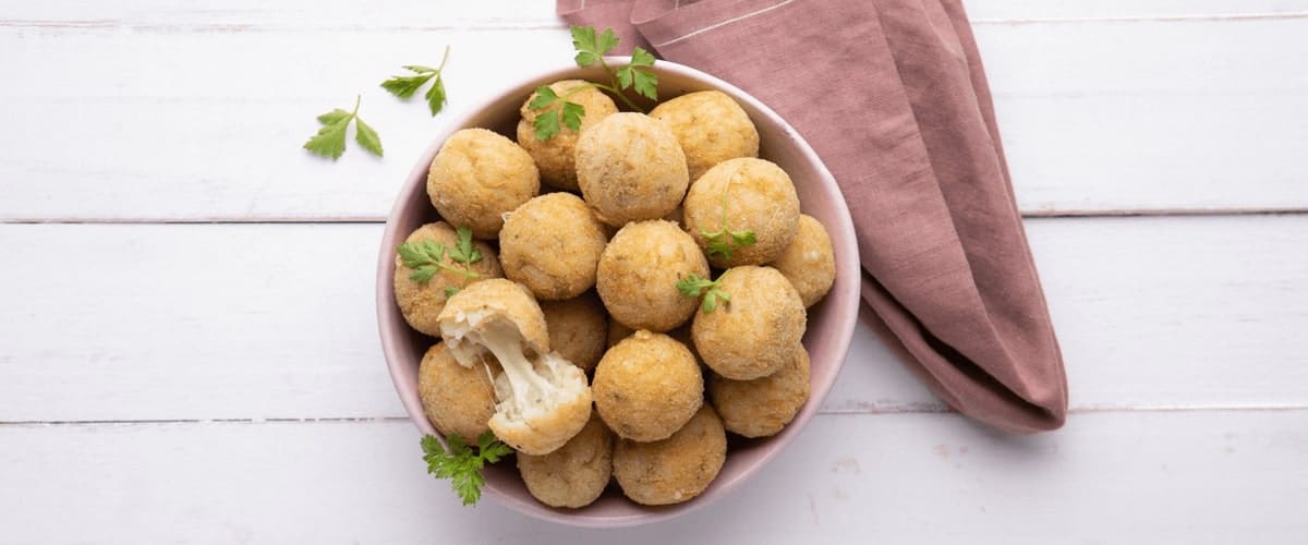 Receita de Bolinho de Arroz com Queijo