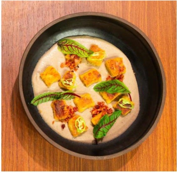 Receita de Nhoque de Banana da Terra com Creme de Castanha e Farofa de Bacon