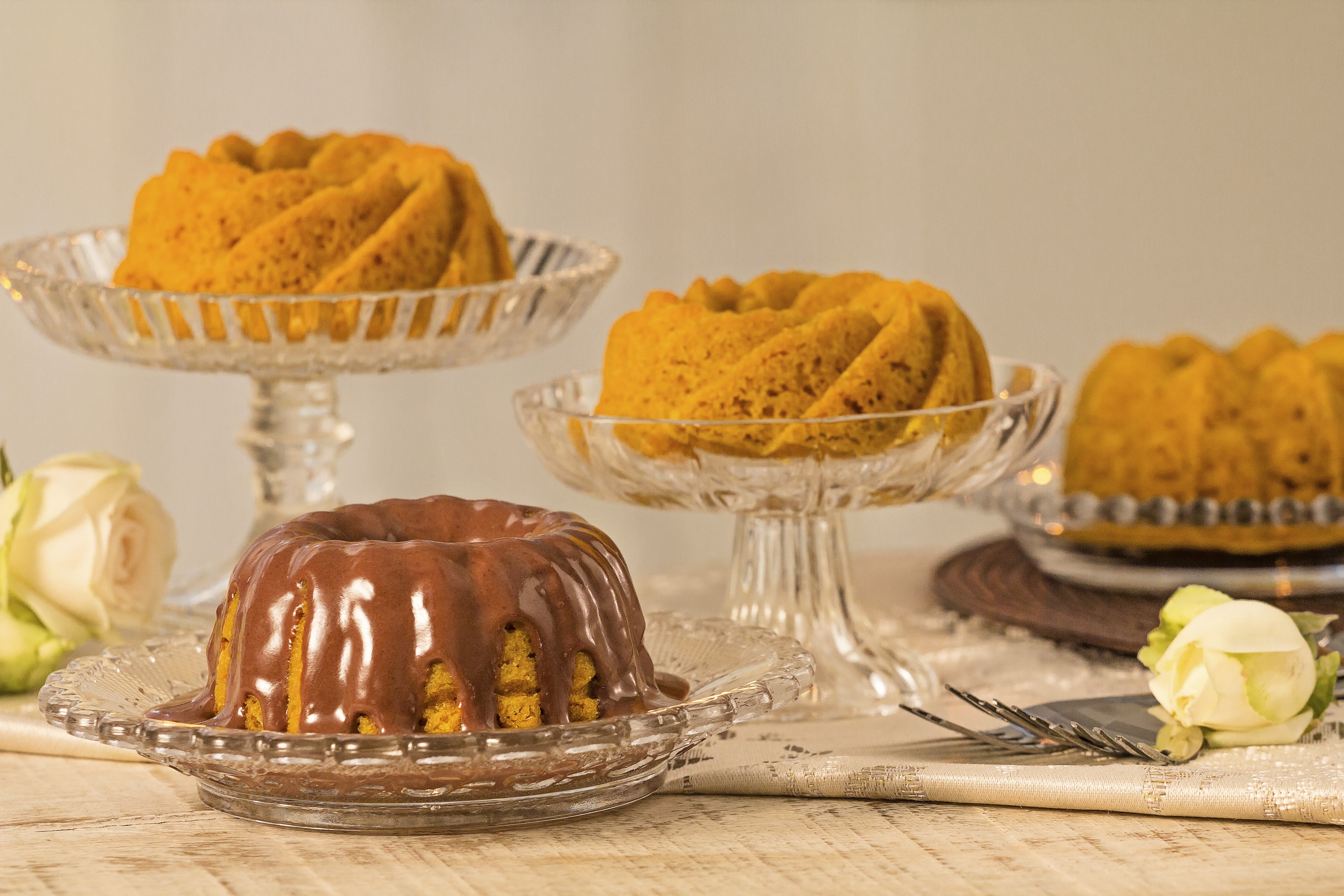 Bolo de Cenoura com Calda de Chocolate Nutren Senior